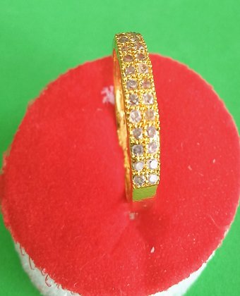The Heaven Box - Big size white stone finger ring available in stock😍  Silver body r stone gula shine dekhe thakar moto✨ Picture a myb aro choto  lgche😬 Price:300taka each | Facebook